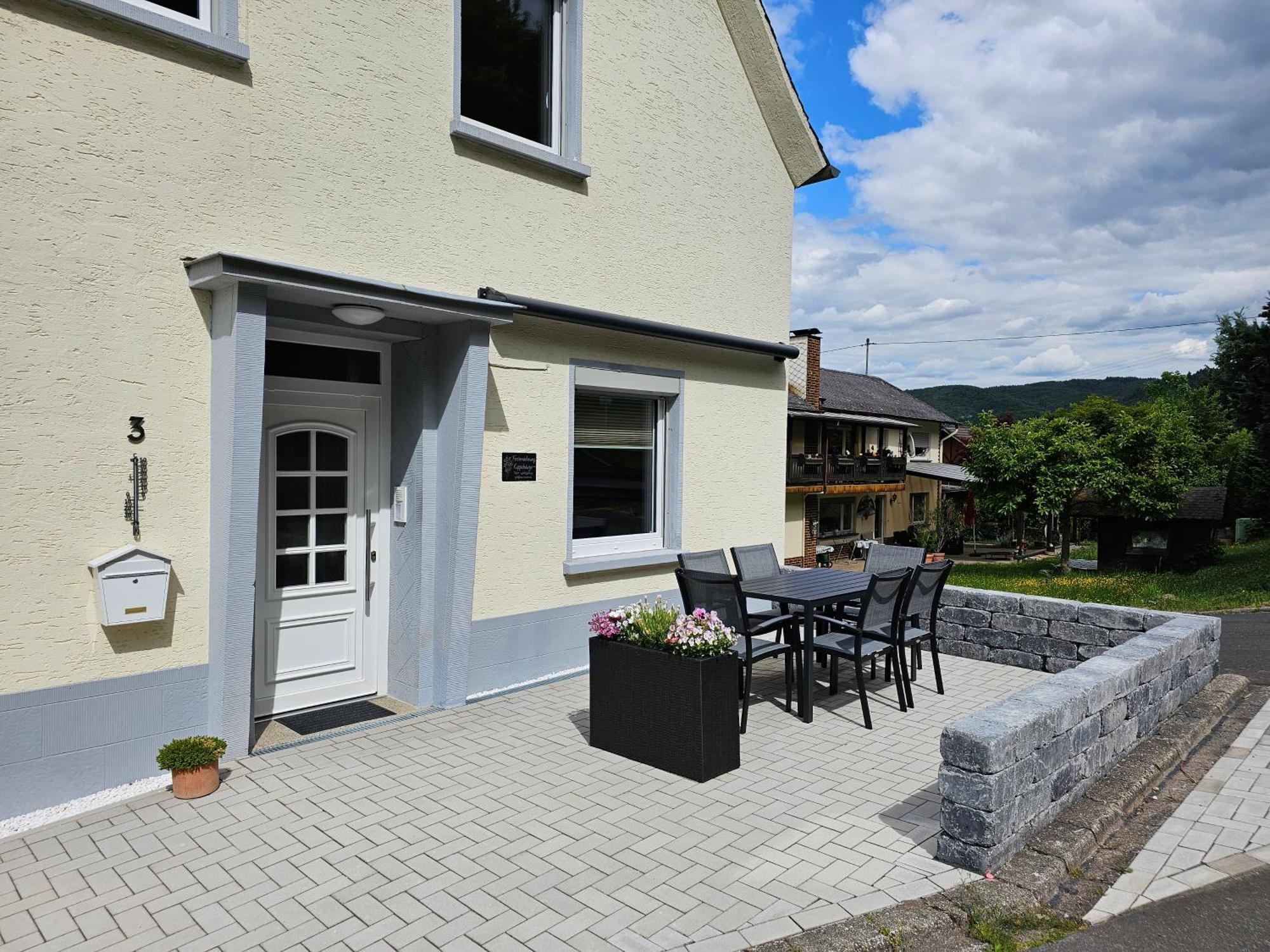 Ferienwohnung Kippehaeusje Briedern Exterior photo